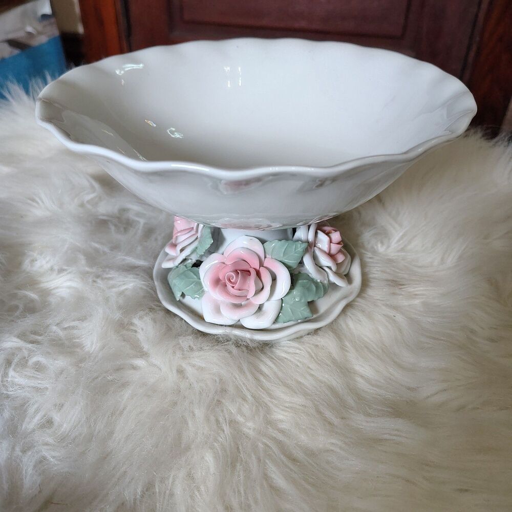 VTG Romantic Coquette Scalloped Bowl W Ornate Pink Flowers Jewelry Fruit Dish